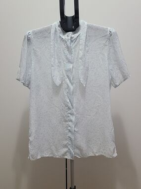 Vintage NWT Bristol County Light Blue Floral Blouse SZ 10